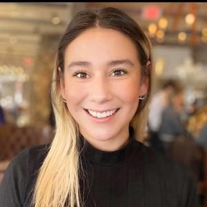 Meet your Posher, Kayla